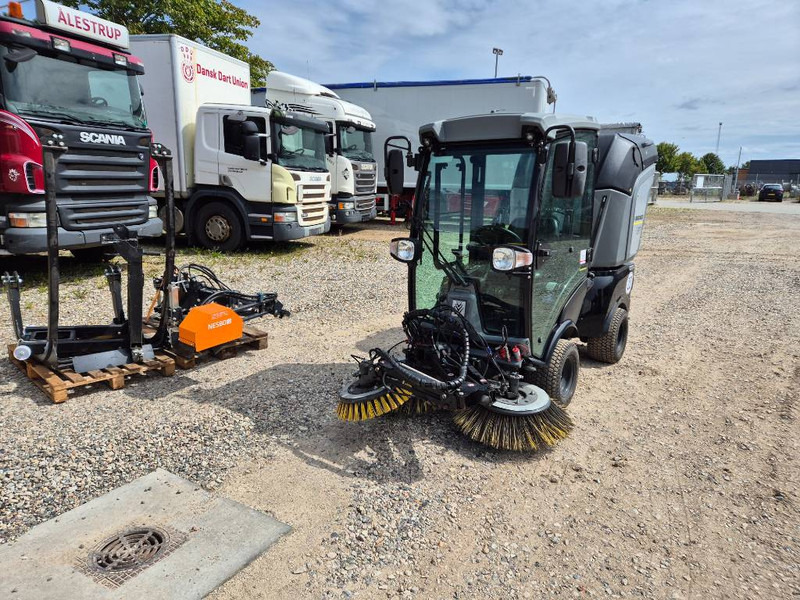 Kärcher MIC 26 // Feje-sug // Kantklipper - Poľnohospodársky príves: obrázok 1 Kärcher MIC 26 // Feje-sug // Kantklipper - Poľnohospodársky príves: obrázok 1
