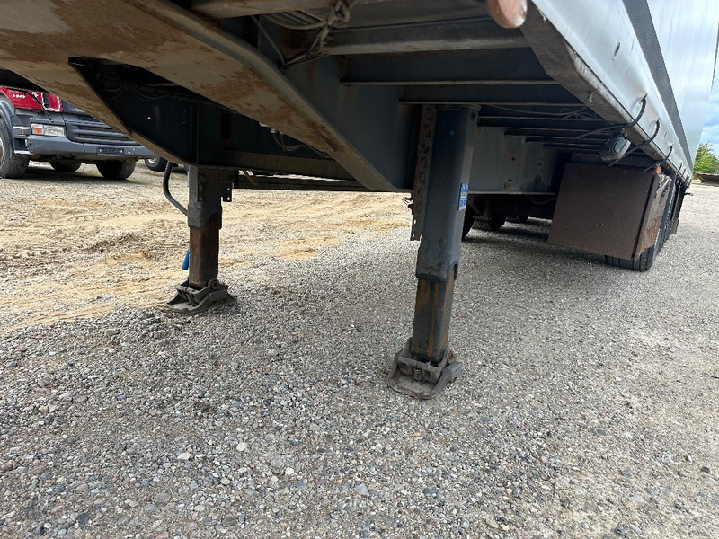 Lecitrailer Mega trailer with hydraulic roof / Poultry trailer - Náves na přepravu zvířat: obrázok 3 Lecitrailer Mega trailer with hydraulic roof / Poultry trailer - Náves na přepravu zvířat: obrázok 3