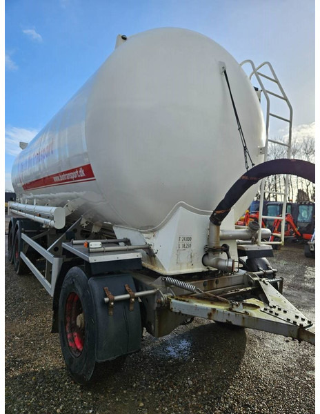 VM TARM 3 axle Pellets - Cisternový príves: obrázok 5 VM TARM 3 axle Pellets - Cisternový príves: obrázok 5
