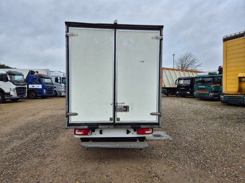 Volkswagen Crafter 35 2,0 TDi 140 BOX / DOORS - Furgon: obrázok 4 Volkswagen Crafter 35 2,0 TDi 140 BOX / DOORS - Furgon: obrázok 4