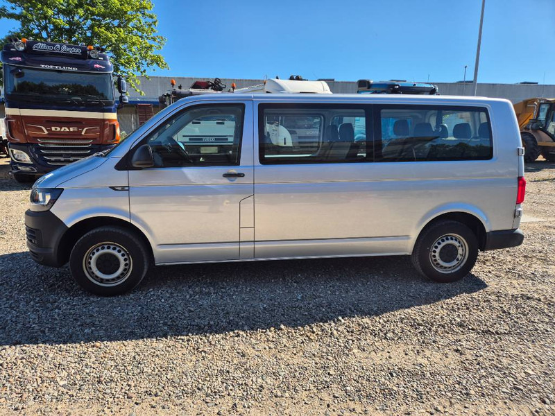 Volkswagen Transporter 2,0 TDi 102 Kombi lang 4d 9 prs - Automobil: obrázok 2 Volkswagen Transporter 2,0 TDi 102 Kombi lang 4d 9 prs - Automobil: obrázok 2