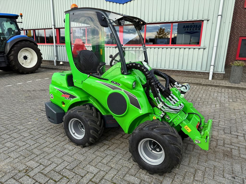 Avant 635i TDS - Kolesový nakladač: obrázok 4 Avant 635i TDS - Kolesový nakladač: obrázok 4