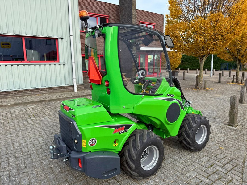 Avant 635i TDS - Kolesový nakladač: obrázok 3 Avant 635i TDS - Kolesový nakladač: obrázok 3