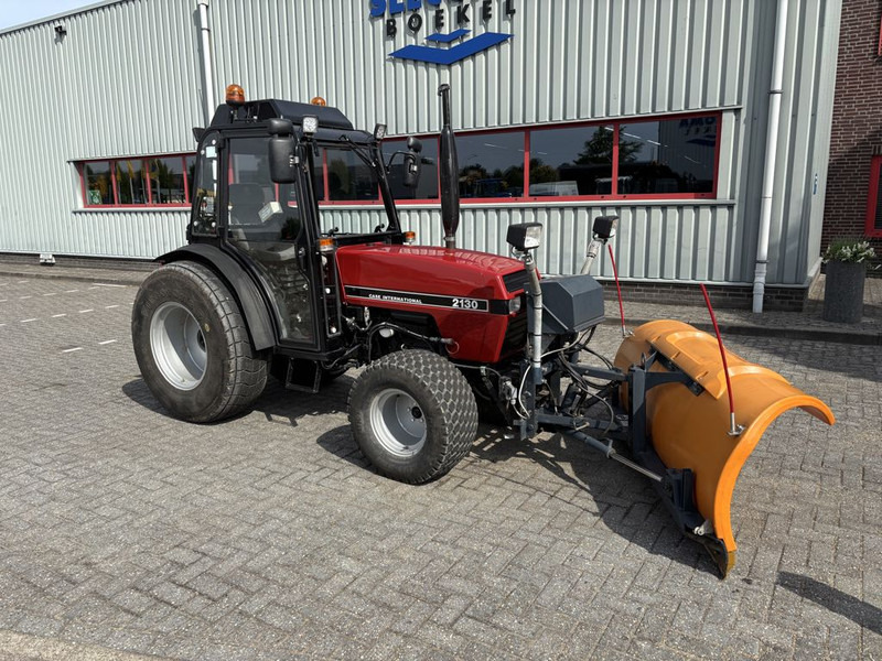 Case IH 2130 - Traktor: obrázok 4 Case IH 2130 - Traktor: obrázok 4