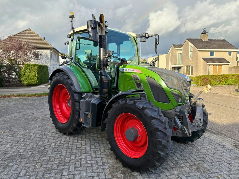 Fendt 513 Vario Power - Traktor: obrázok 4 Fendt 513 Vario Power - Traktor: obrázok 4