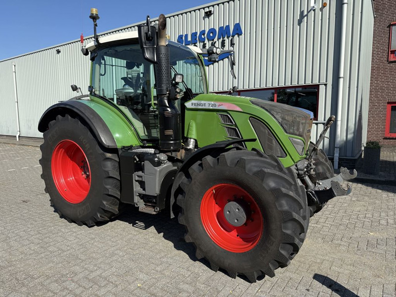 Fendt 720 S4 Vario PowerPlus - Traktor: obrázok 4 Fendt 720 S4 Vario PowerPlus - Traktor: obrázok 4