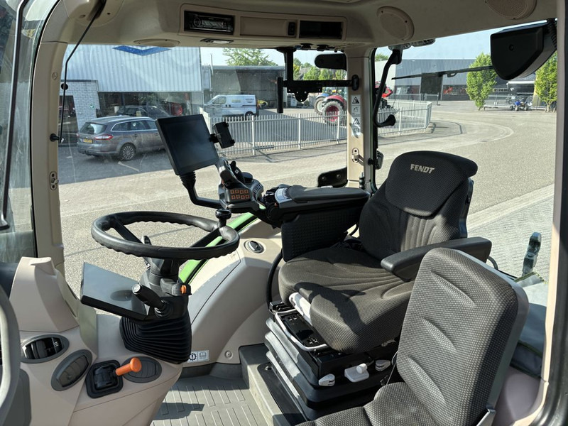 Fendt 724 Vario Profi Plus GEN 6 - Traktor: obrázok 5 Fendt 724 Vario Profi Plus GEN 6 - Traktor: obrázok 5