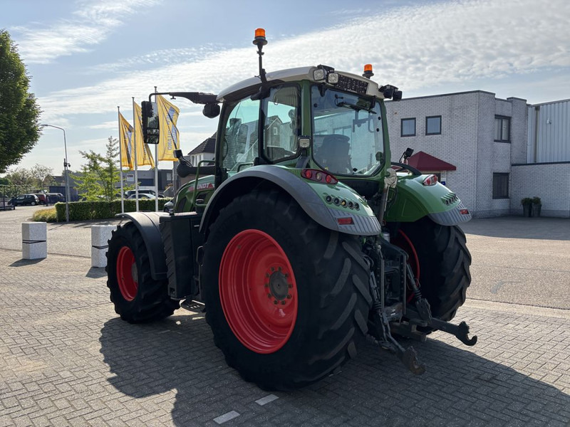 Fendt 724 Vario Profi Plus GEN 6 - Traktor: obrázok 3 Fendt 724 Vario Profi Plus GEN 6 - Traktor: obrázok 3