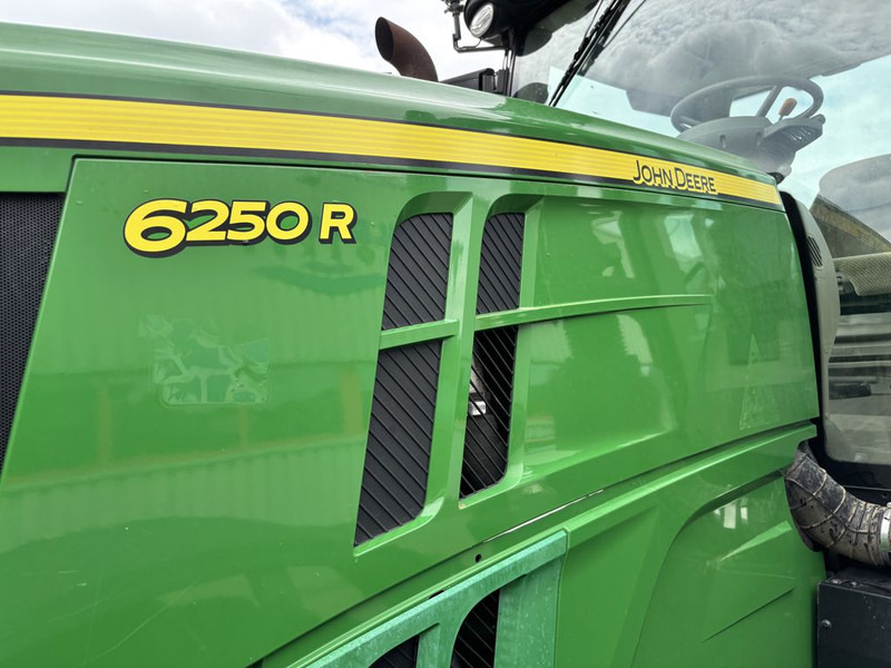 Traktor John Deere 6250R Premium Edition Autopowr: obrázok 19