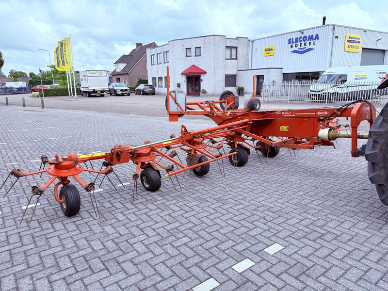 Kuhn GF8501 T - Obracač sena: obrázok 1 Kuhn GF8501 T - Obracač sena: obrázok 1