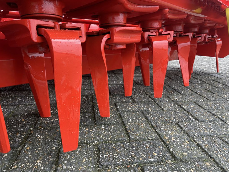Kuhn HRB303D - Brány: obrázok 4 Kuhn HRB303D - Brány: obrázok 4