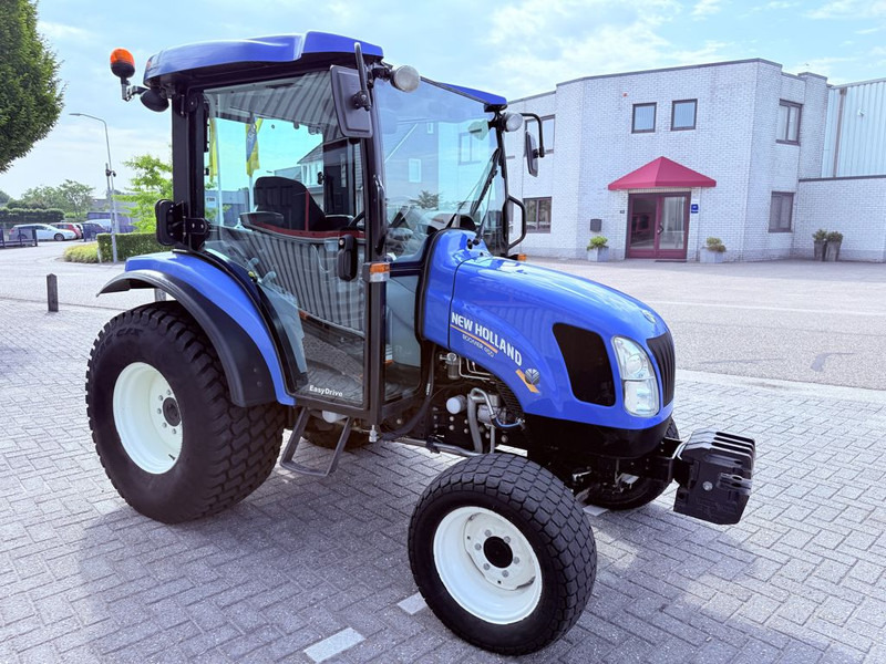 New Holland Boomer 45D Easy Drive - Traktor: obrázok 2 New Holland Boomer 45D Easy Drive - Traktor: obrázok 2