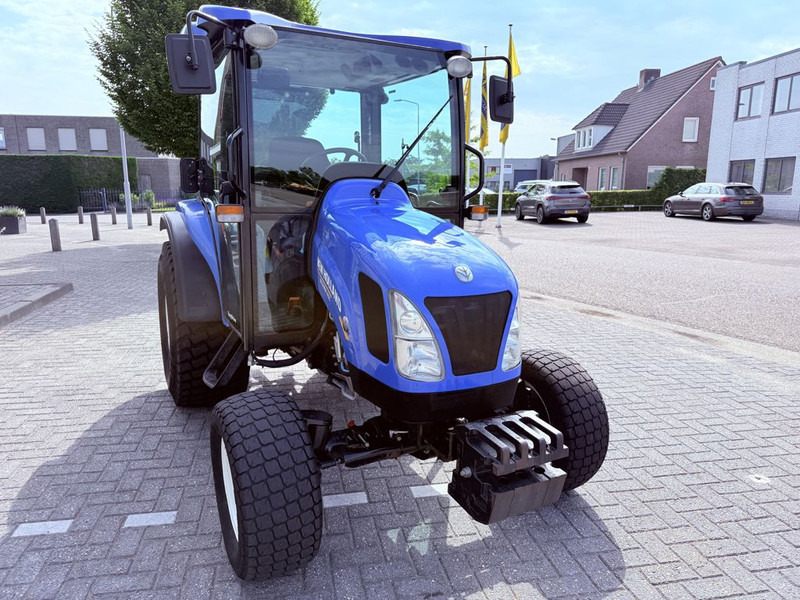 New Holland Boomer 45D Easy Drive - Traktor: obrázok 5 New Holland Boomer 45D Easy Drive - Traktor: obrázok 5