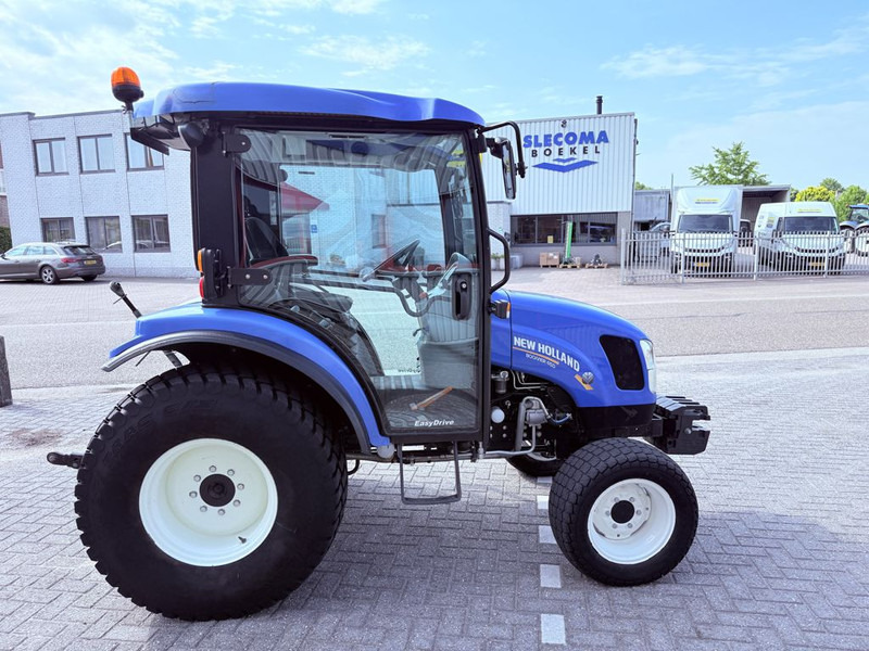 New Holland Boomer 45D Easy Drive - Traktor: obrázok 4 New Holland Boomer 45D Easy Drive - Traktor: obrázok 4