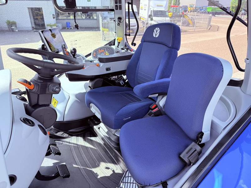 New Holland T6.180 AC Fronthef, - Traktor: obrázok 4 New Holland T6.180 AC Fronthef, - Traktor: obrázok 4