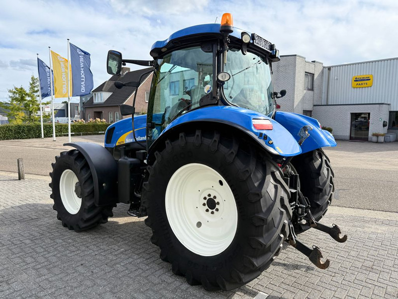 New Holland T6070 Elite - Traktor: obrázok 3 New Holland T6070 Elite - Traktor: obrázok 3