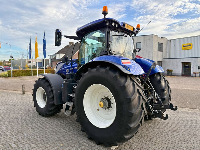 New Holland T7.270 AC 10 Years Blue Power Edition - Traktor: obrázok 2 New Holland T7.270 AC 10 Years Blue Power Edition - Traktor: obrázok 2