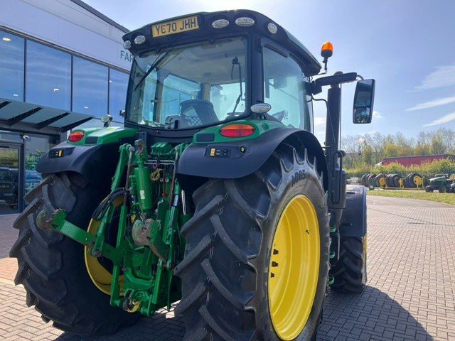 Traktor JOHN DEERE 6155R: obrázok 8