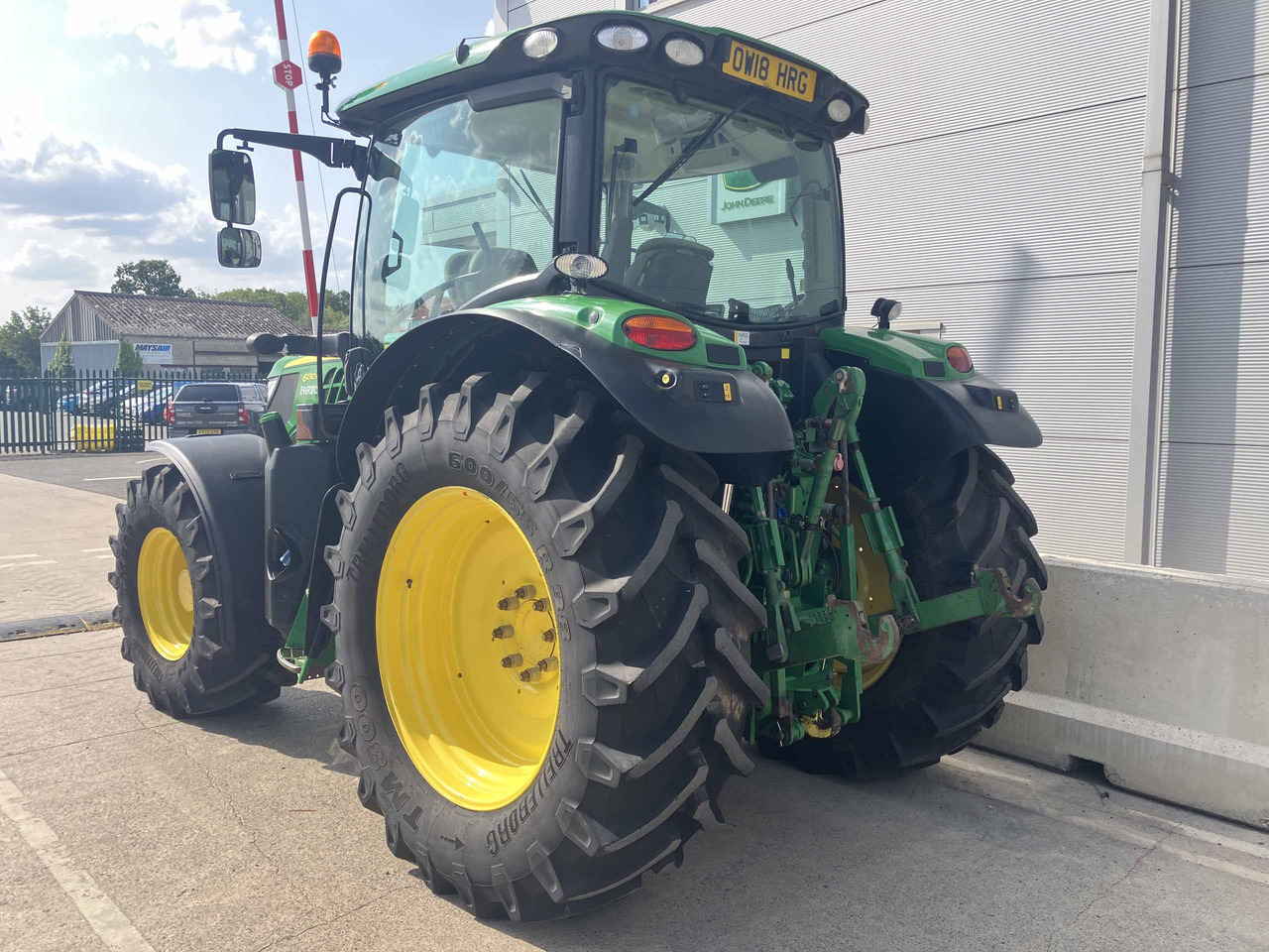 John Deere 6130R - Traktor: obrázok 3 John Deere 6130R - Traktor: obrázok 3