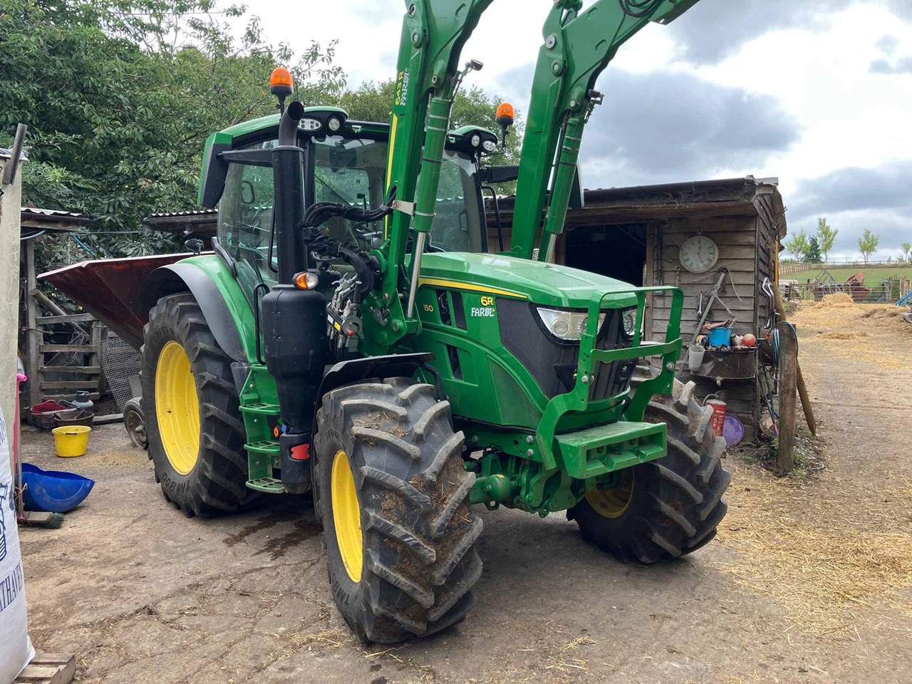 John Deere 6R 150 + 643R Loader - Traktor: obrázok 5 John Deere 6R 150 + 643R Loader - Traktor: obrázok 5