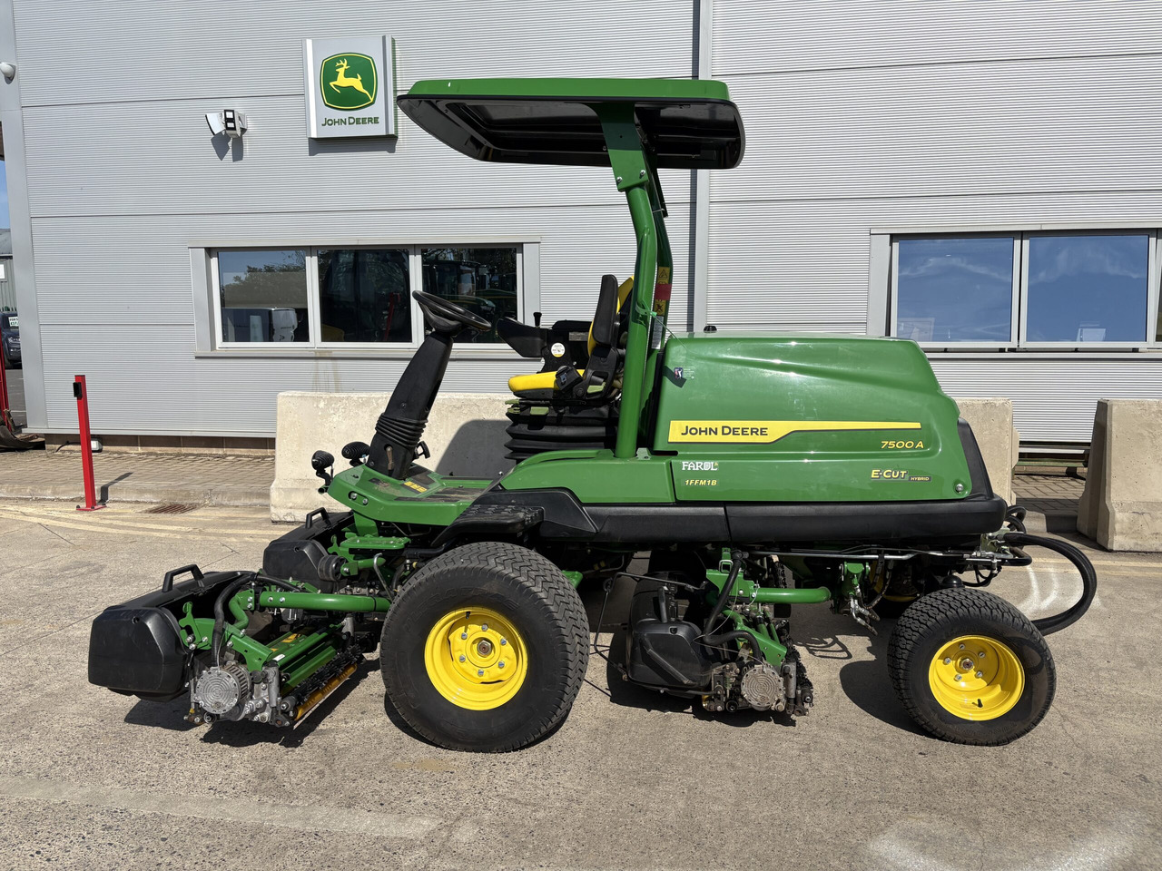 John Deere 7500A E-Cut - Záhradná kosačka: obrázok 1 John Deere 7500A E-Cut - Záhradná kosačka: obrázok 1