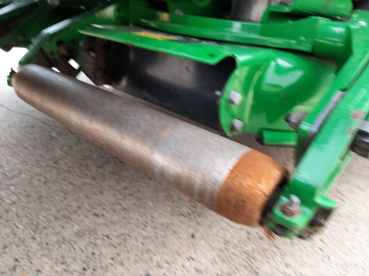 John Deere 8800A TerrainCut Mower - Záhradná kosačka: obrázok 5 John Deere 8800A TerrainCut Mower - Záhradná kosačka: obrázok 5
