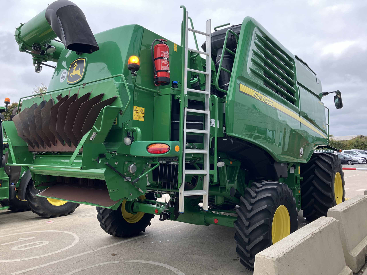 John Deere T670i HillMaster - Obilný kombajn: obrázok 5 John Deere T670i HillMaster - Obilný kombajn: obrázok 5