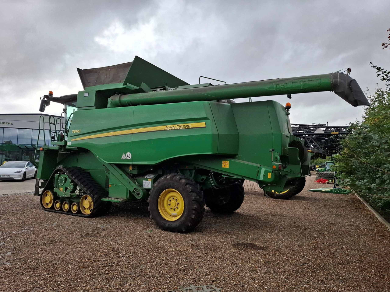 John Deere T670i - Obilný kombajn: obrázok 3 John Deere T670i - Obilný kombajn: obrázok 3