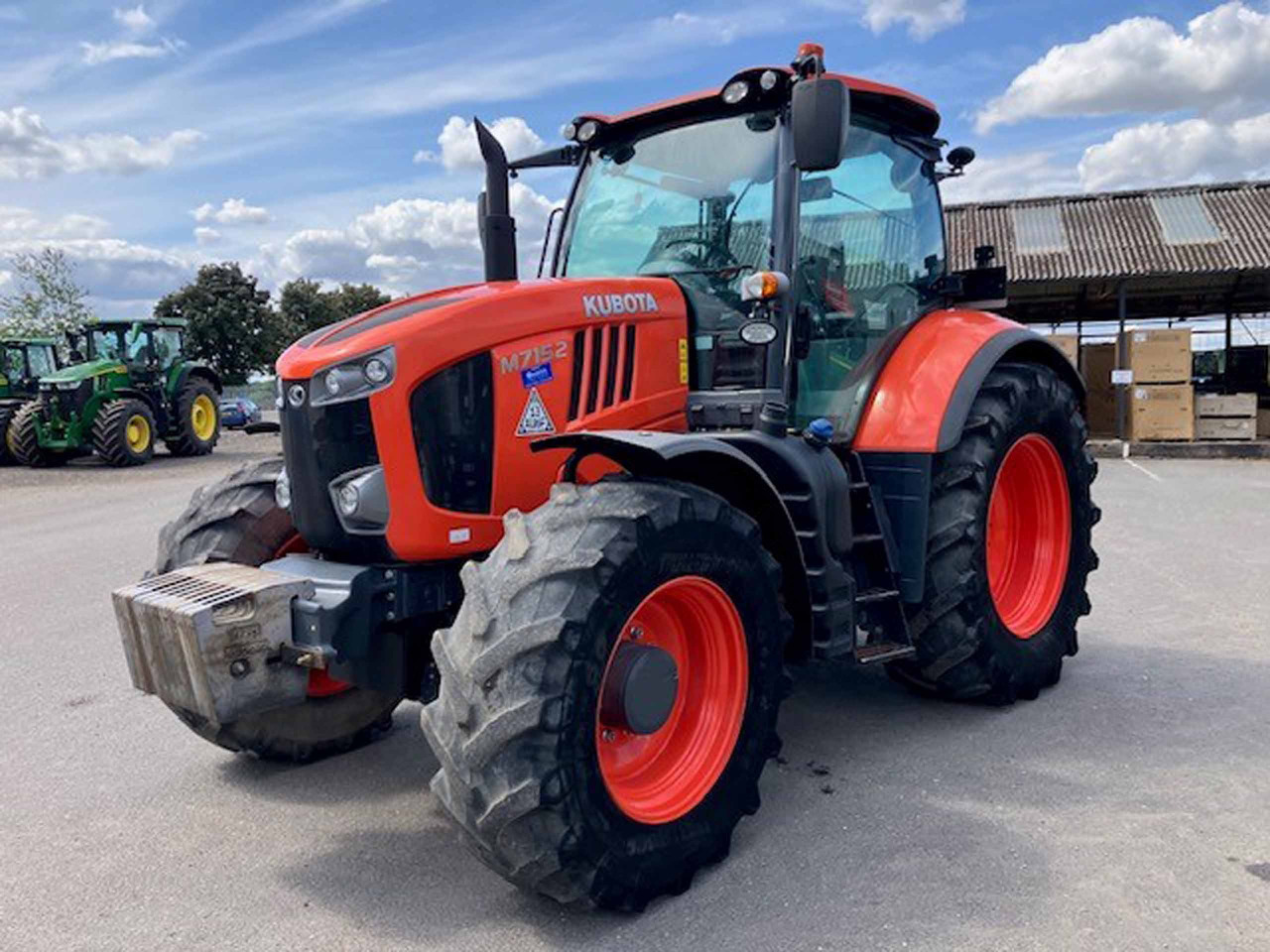 Kubota M7152 - Traktor: obrázok 1 Kubota M7152 - Traktor: obrázok 1