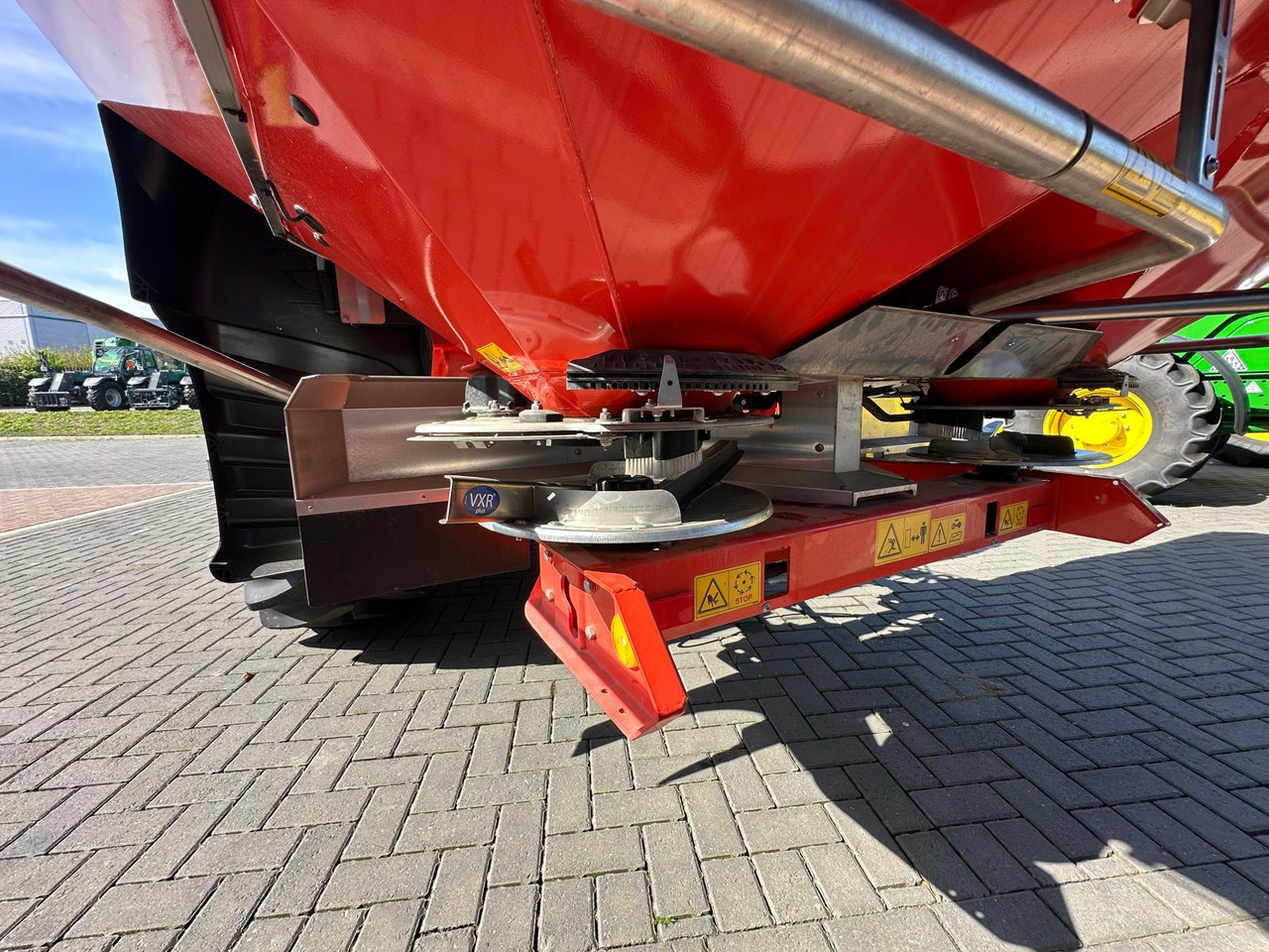 Kuhn Axis 40.2 H EMC W - Rozmetač hnojiva: obrázok 5 Kuhn Axis 40.2 H EMC W - Rozmetač hnojiva: obrázok 5