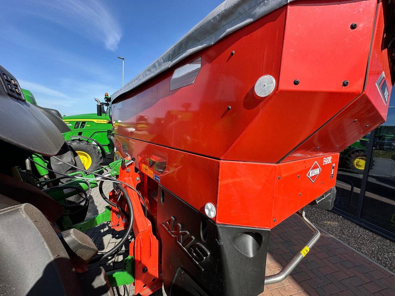 Kuhn Axis 40.2 H EMC W - Rozmetač hnojiva: obrázok 3 Kuhn Axis 40.2 H EMC W - Rozmetač hnojiva: obrázok 3