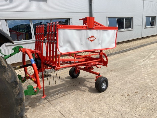 Kuhn GA 3201 - Obracač sena: obrázok 2 Kuhn GA 3201 - Obracač sena: obrázok 2