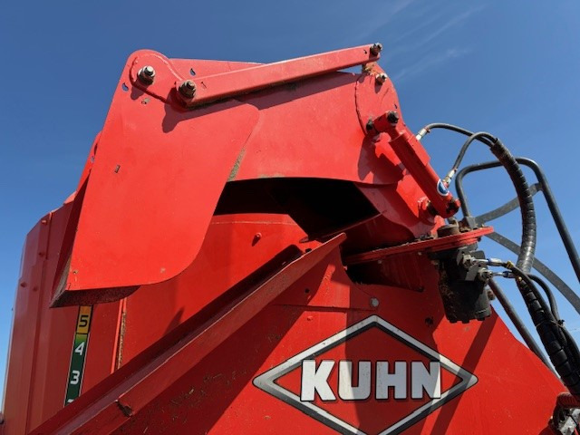 Kuhn Profile 18.2DS - Kŕmny voz: obrázok 5 Kuhn Profile 18.2DS - Kŕmny voz: obrázok 5