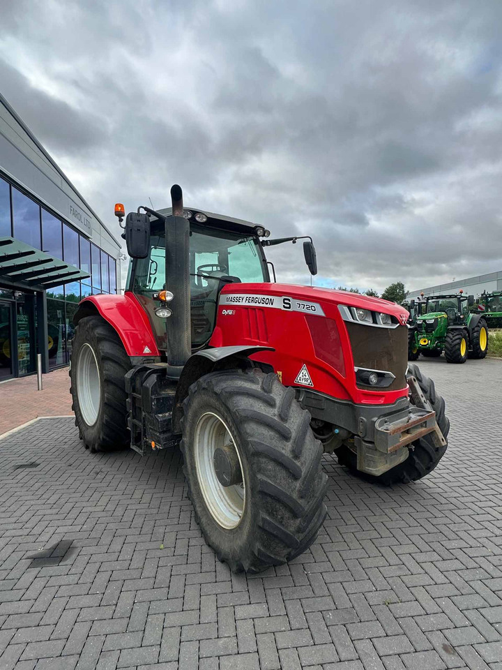 Massey Ferguson 7720S - Traktor: obrázok 2 Massey Ferguson 7720S - Traktor: obrázok 2