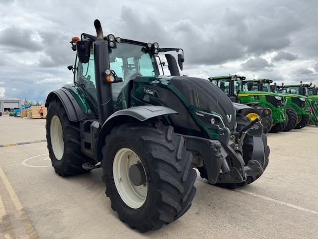 Valtra T214 - Traktor: obrázok 4 Valtra T214 - Traktor: obrázok 4