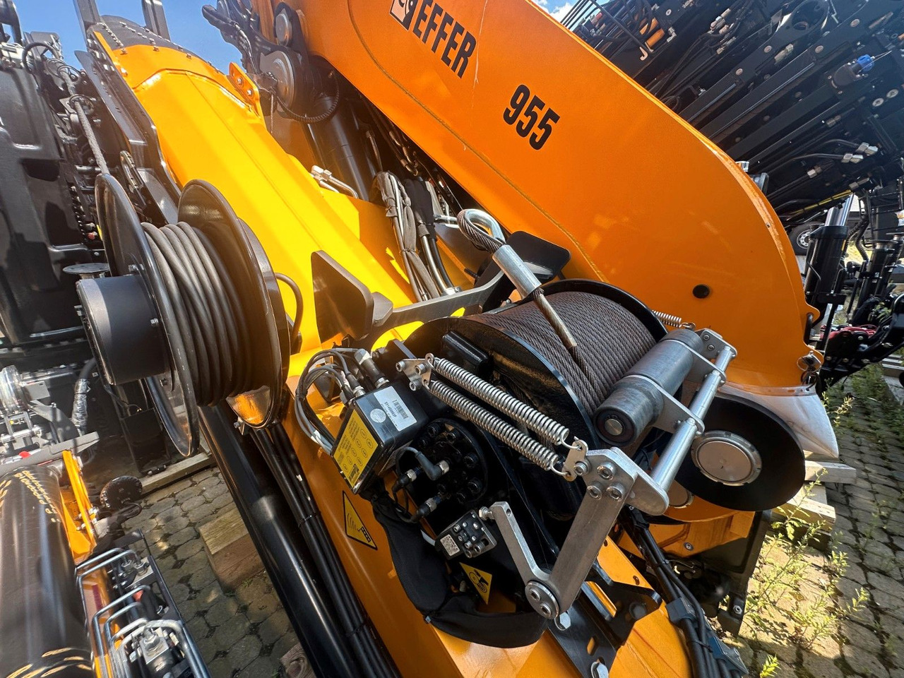 Effer-Ladekran 955-8s + Jib 6s - Auto s hydraulickou rukou: obrázok 2 Effer-Ladekran 955-8s + Jib 6s - Auto s hydraulickou rukou: obrázok 2