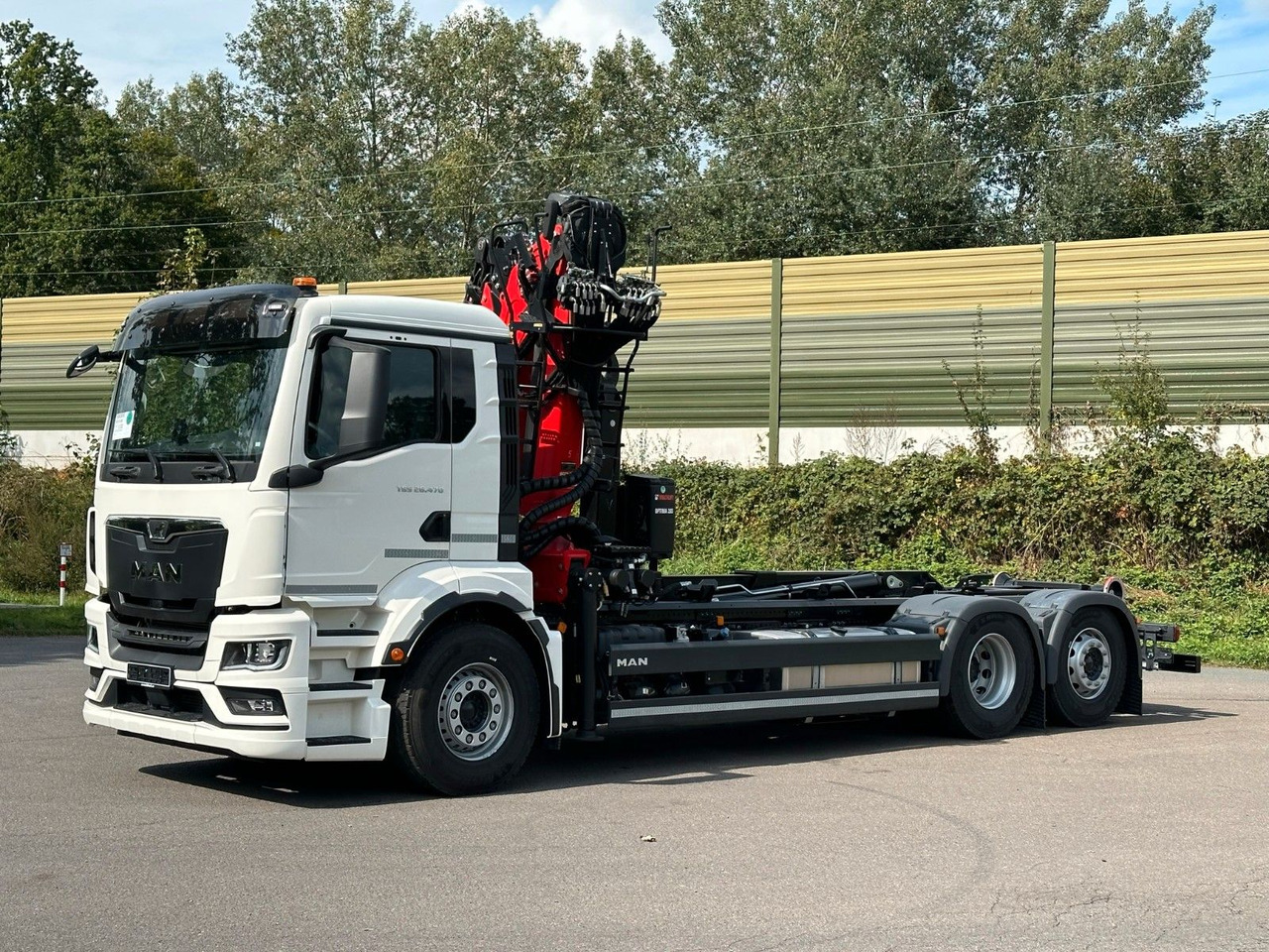 MAN TGS 26.470 6x2 Abrollkipper + Kran EPSILON - Hákový nosič kontajnerov, Auto s hydraulickou rukou: obrázok 4 MAN TGS 26.470 6x2 Abrollkipper + Kran EPSILON - Hákový nosič kontajnerov, Auto s hydraulickou rukou: obrázok 4
