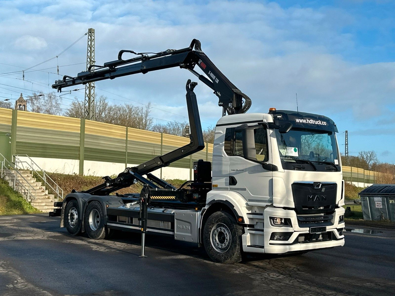 MAN TGS 26.470 6x2 Abrollkipper + Kran Hiab 138-3 - Hákový nosič kontajnerov, Auto s hydraulickou rukou: obrázok 1 MAN TGS 26.470 6x2 Abrollkipper + Kran Hiab 138-3 - Hákový nosič kontajnerov, Auto s hydraulickou rukou: obrázok 1