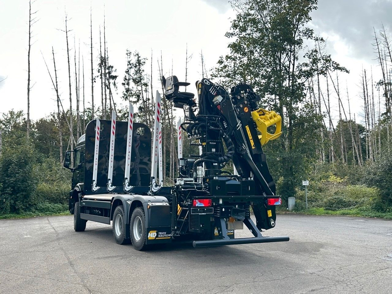 MAN TGS 33.520 6X6 Euro6e LogLift 165 Z - Nákladné vozidlo na prepravu dreva, Auto s hydraulickou rukou: obrázok 3 MAN TGS 33.520 6X6 Euro6e LogLift 165 Z - Nákladné vozidlo na prepravu dreva, Auto s hydraulickou rukou: obrázok 3