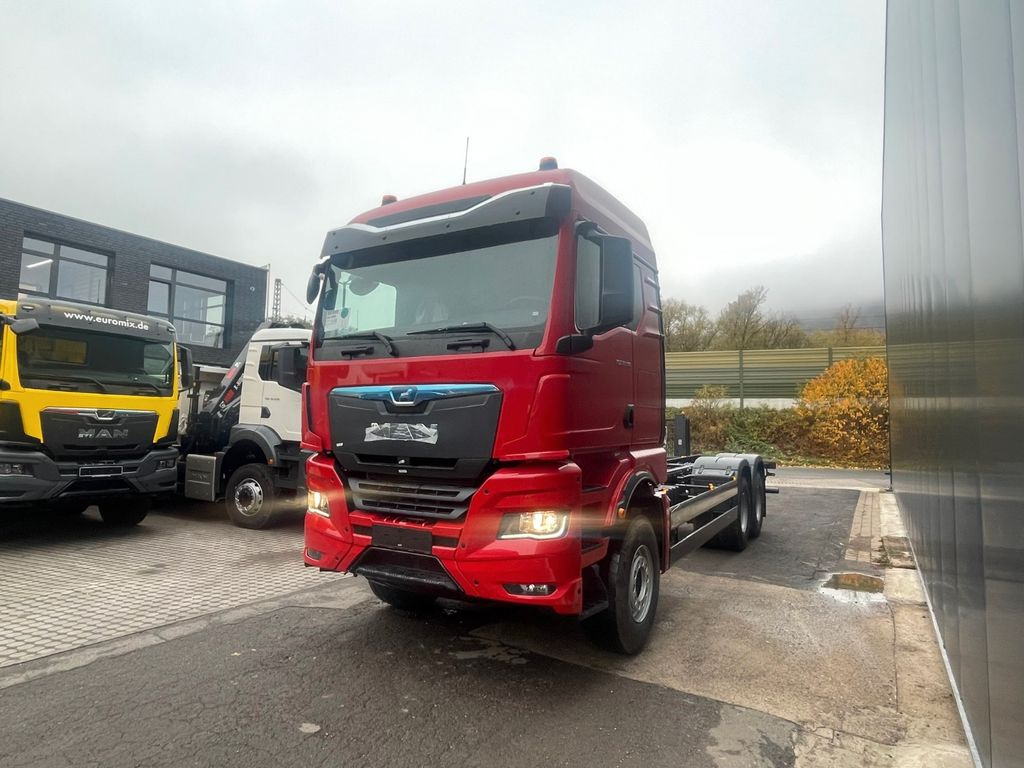MAN TGX 33.510 6X4 BL - Podvozek s kabinou: obrázok 4 MAN TGX 33.510 6X4 BL - Podvozek s kabinou: obrázok 4