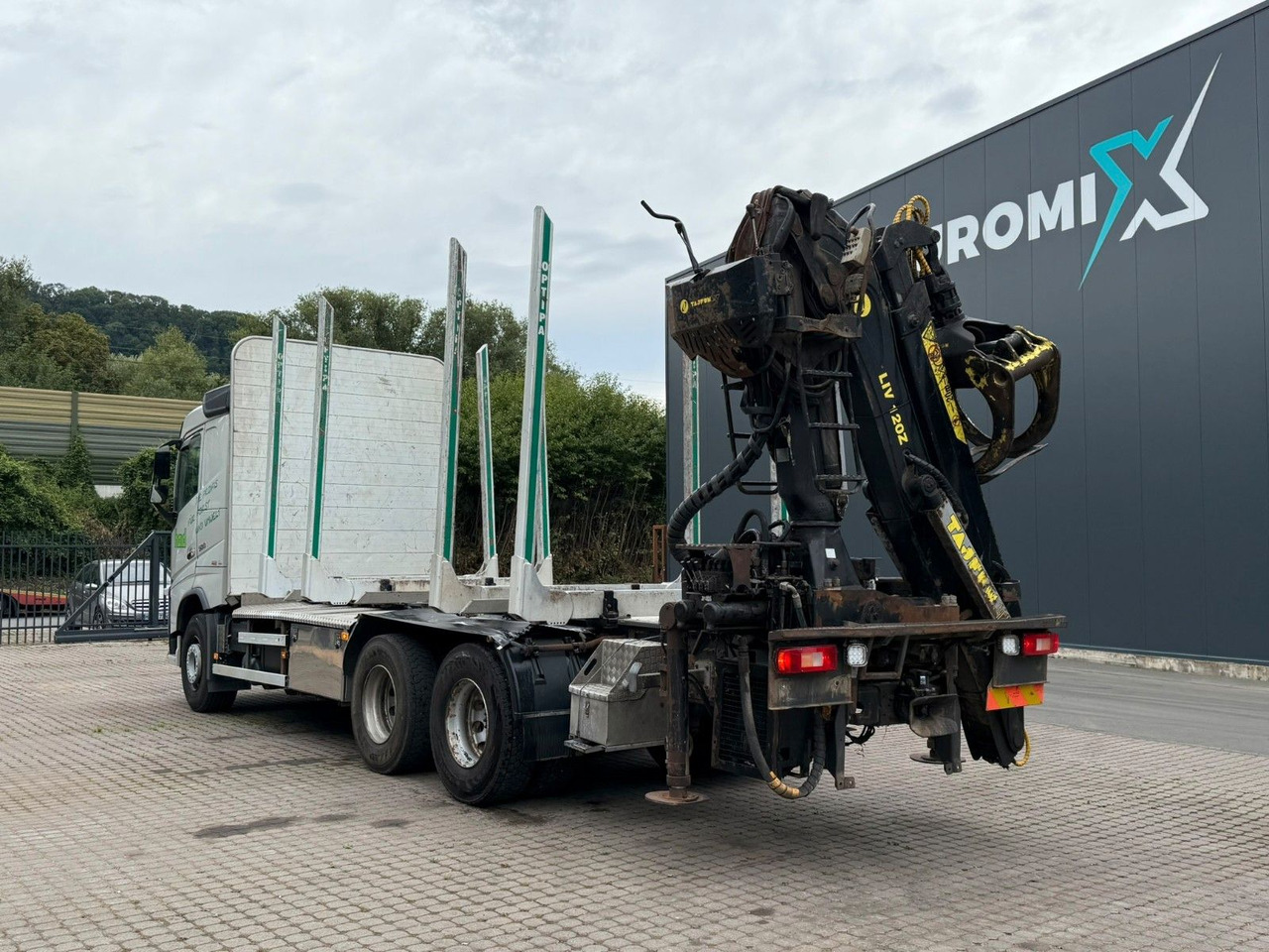Volvo FH500 6X4 LIV 120 Z Kurzholz - Nákladné vozidlo na prepravu dreva: obrázok 4 Volvo FH500 6X4 LIV 120 Z Kurzholz - Nákladné vozidlo na prepravu dreva: obrázok 4