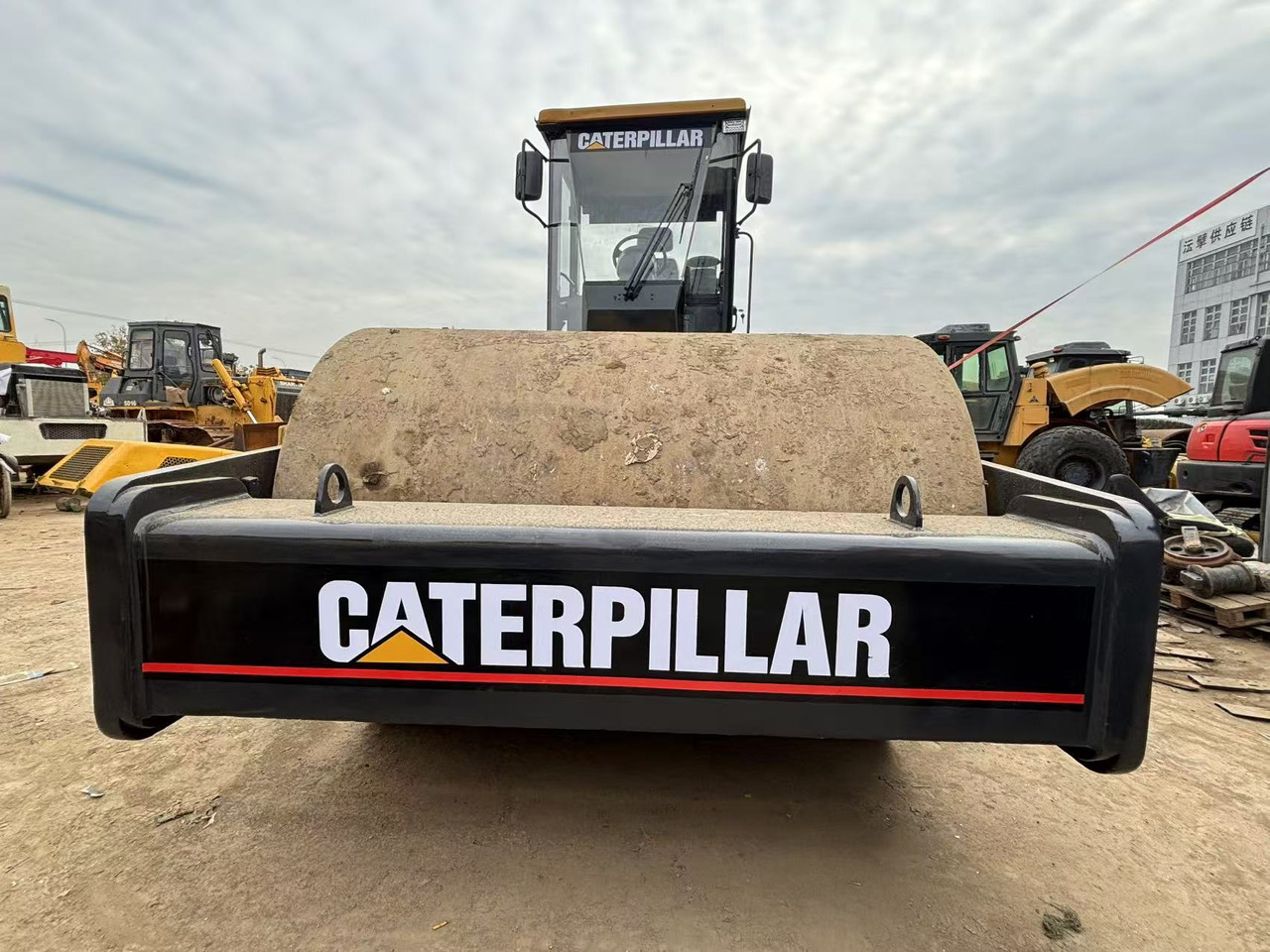 CATERPILLAR CS683E - Valec: obrázok 1 CATERPILLAR CS683E - Valec: obrázok 1