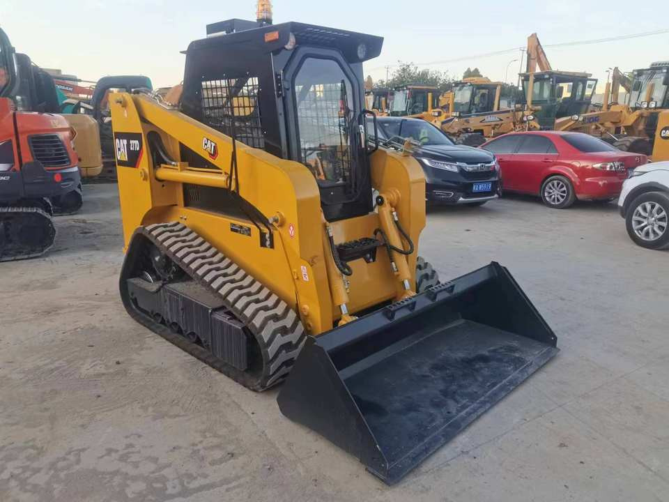 Hot Sale Used CATERPILLAR 277D Front Loader Multi-Terrain Skid Loader With Core Components Engine Motor Pump - Pásový šmykom riadený nakladač: obrázok 2 Hot Sale Used CATERPILLAR 277D Front Loader Multi-Terrain Skid Loader With Core Components Engine Motor Pump - Pásový šmykom riadený nakladač: obrázok 2