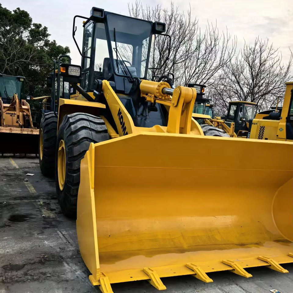 Japan Komatsu WA380-3 WA380-6 WA400-1 WA400-3 WA320-6 WA430-5 Mining Wheel Loader, Used Komatsu WA380 Mini Front End Loader - Kolesový nakladač: obrázok 1 Japan Komatsu WA380-3 WA380-6 WA400-1 WA400-3 WA320-6 WA430-5 Mining Wheel Loader, Used Komatsu WA380 Mini Front End Loader - Kolesový nakladač: obrázok 1