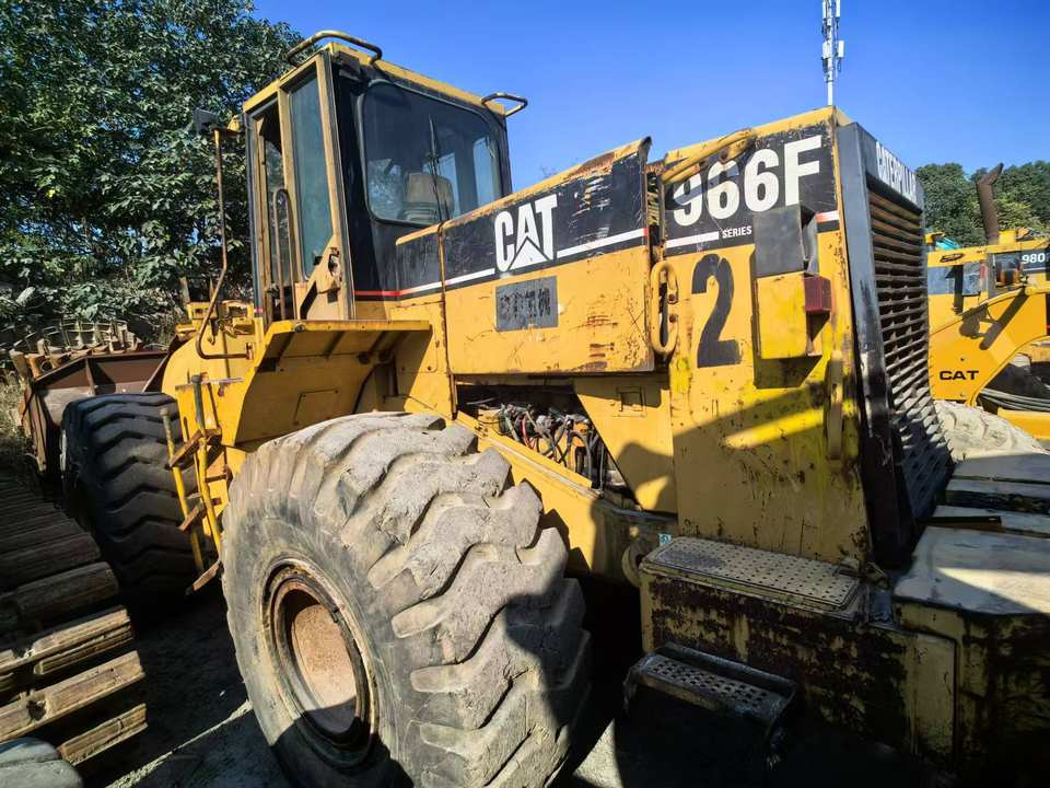 Used Front Wheel Loader CAT 966F With Good Price From Wheel Loaders Caterpillar Machinery Cat 966F Loaders - Kolesový nakladač: obrázok 2 Used Front Wheel Loader CAT 966F With Good Price From Wheel Loaders Caterpillar Machinery Cat 966F Loaders - Kolesový nakladač: obrázok 2