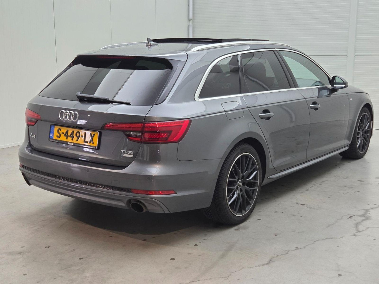 Audi A4 Avant 2.0 TFSI ultra Sport Pro Line S | 2017 | 251.737 km | Automaat | S449LX | NAP: Geen oordeel - Automobil: obrázok 4 Audi A4 Avant 2.0 TFSI ultra Sport Pro Line S | 2017 | 251.737 km | Automaat | S449LX | NAP: Geen oordeel - Automobil: obrázok 4