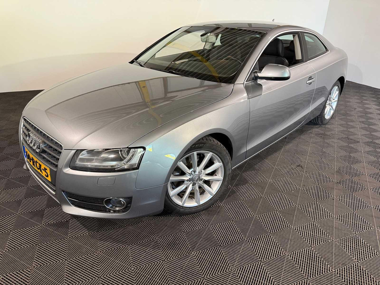 Audi A5 Coupé 2.0 TFSI Pro Line Business 2011 233.366 km 60-RGK-5 - Automobil: obrázok 1 Audi A5 Coupé 2.0 TFSI Pro Line Business 2011 233.366 km 60-RGK-5 - Automobil: obrázok 1