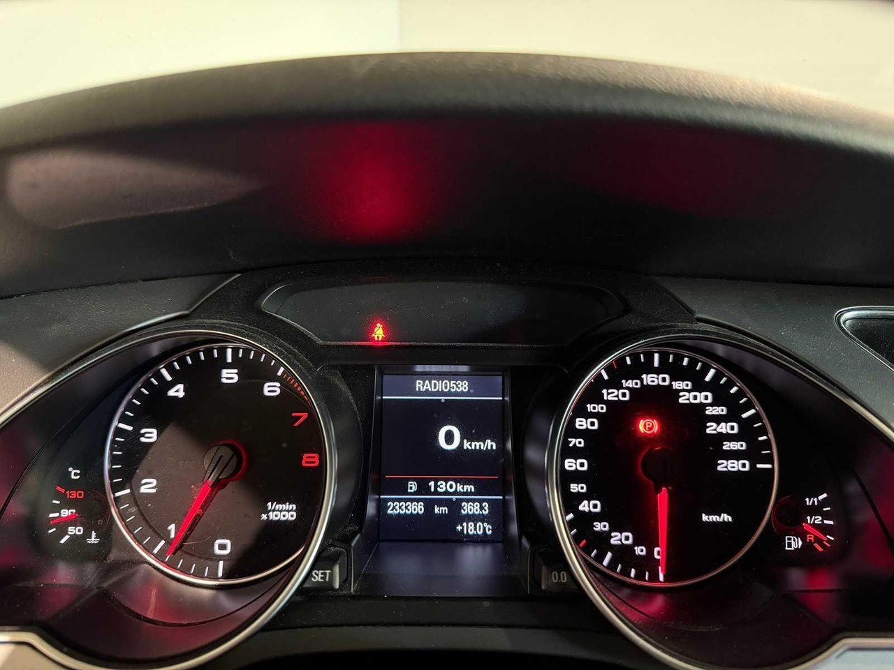 Audi A5 Coupé 2.0 TFSI Pro Line Business 2011 233.366 km 60-RGK-5 - Automobil: obrázok 3 Audi A5 Coupé 2.0 TFSI Pro Line Business 2011 233.366 km 60-RGK-5 - Automobil: obrázok 3