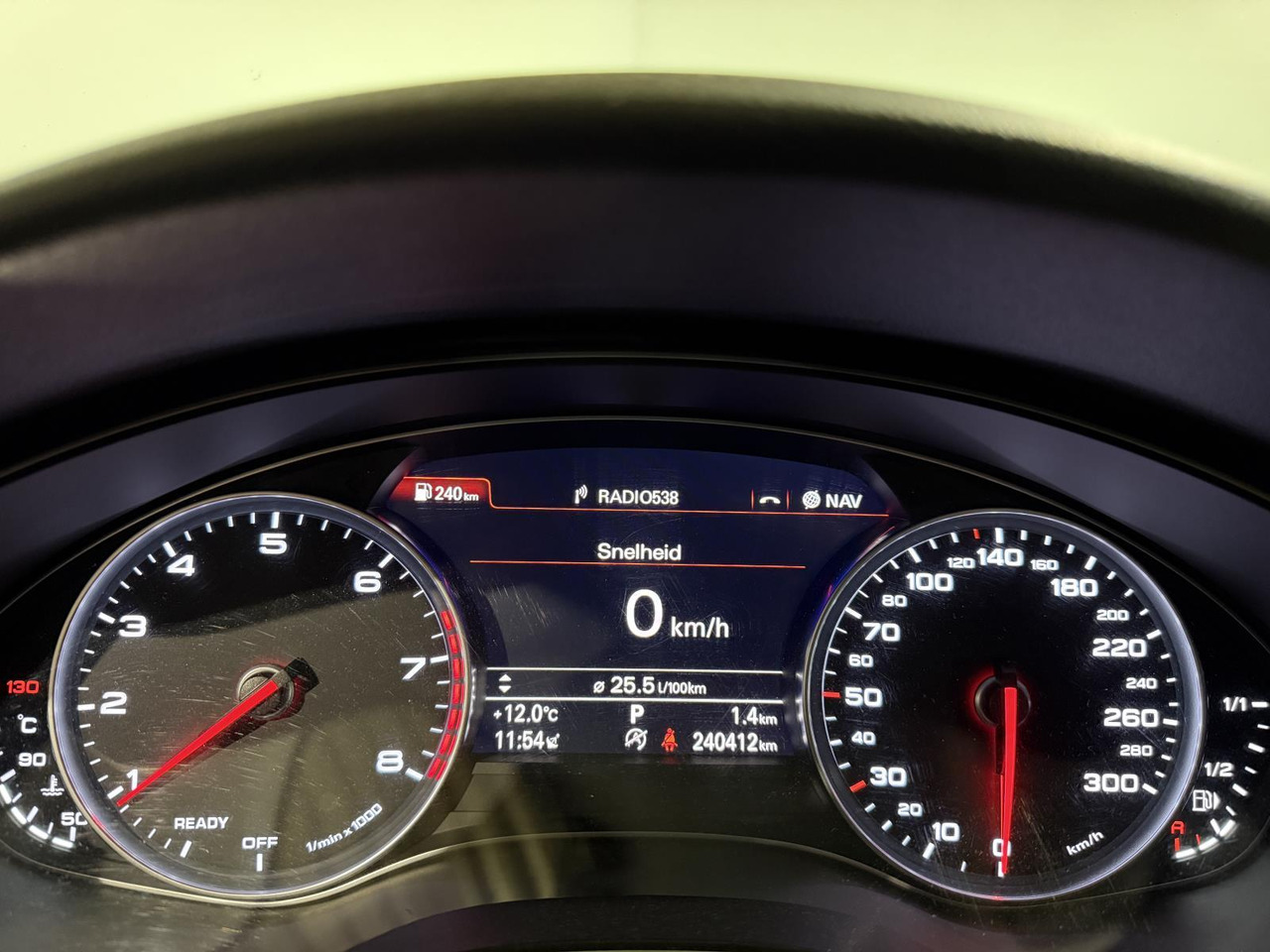 Audi | A6 Avant | 1.8 TFSI ultra Premium Edition | 2016 | 240.412 km | Automaat | L563VD | Geen oordeel - Automobil: obrázok 5 Audi | A6 Avant | 1.8 TFSI ultra Premium Edition | 2016 | 240.412 km | Automaat | L563VD | Geen oordeel - Automobil: obrázok 5