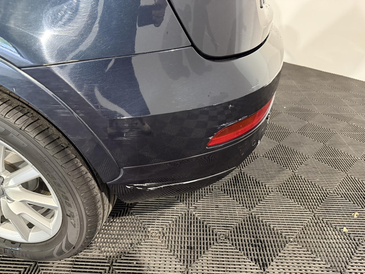 Audi | Q3 | 2.0 TFSI quattro Pro Line | 2012 | 206.736 km | 73TJL4 | Logisch - SUV: obrázok 2 Audi | Q3 | 2.0 TFSI quattro Pro Line | 2012 | 206.736 km | 73TJL4 | Logisch - SUV: obrázok 2